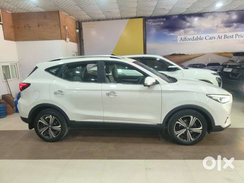 Mg Astor Zs Vti-tech Cvt Sharp, 2022, Petrol