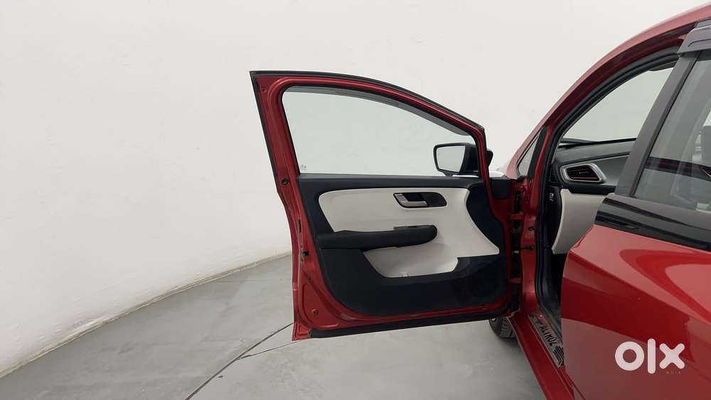 Tata Altroz Xz Plus (s) Diesel, 2024, Diesel