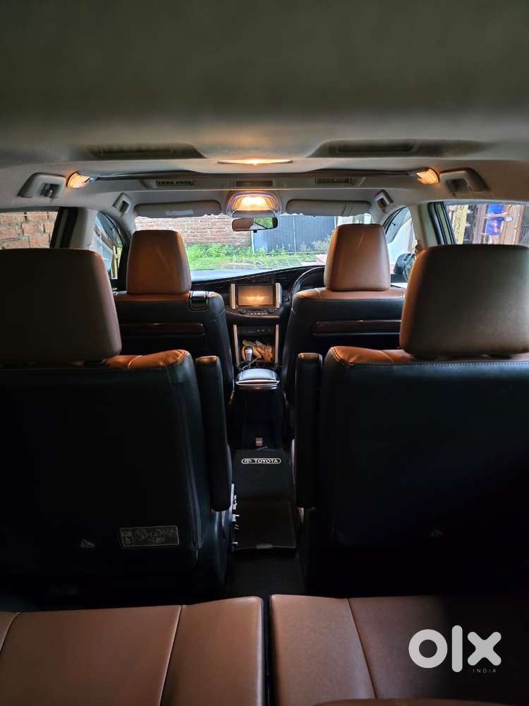 Toyota Innova Crysta 2.8 Z Automatic In Excellent Condition