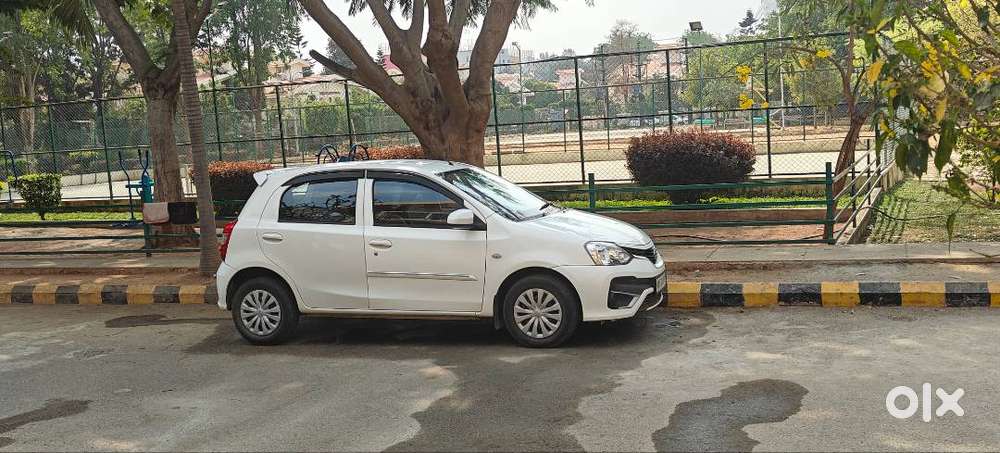 Toyota Etios Liva - 2013