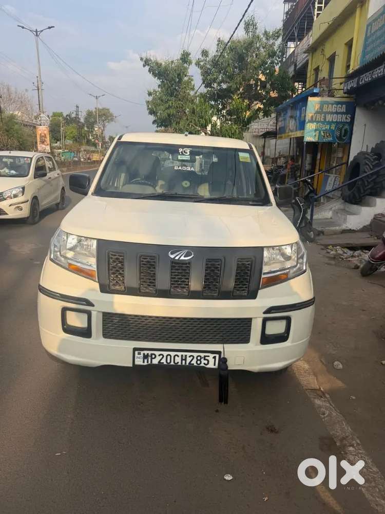 Mahindra Tuv 300 2018 Diesel 80000 Km Driven Well Maintained
