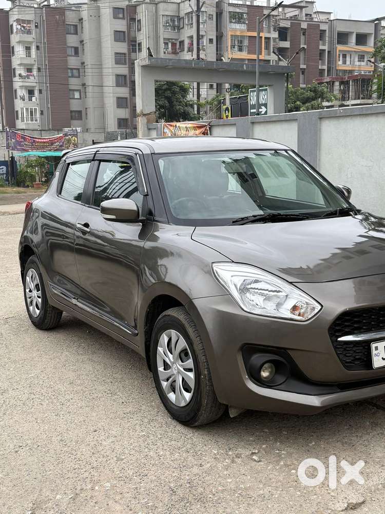 Maruti Suzuki Swift Vvt Vxi, 2021, Petrol