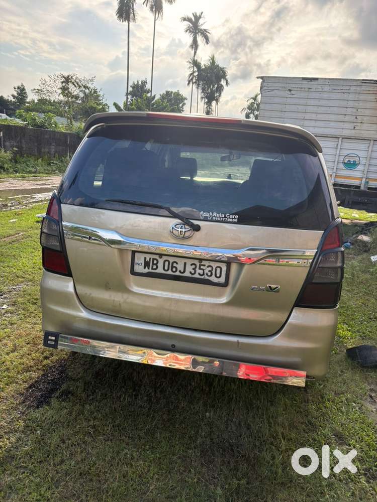 Toyota Innova Diesel 2012