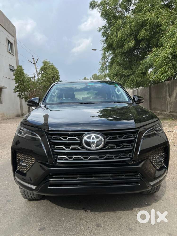 Toyota Fortuner Diesel 4x4 2025