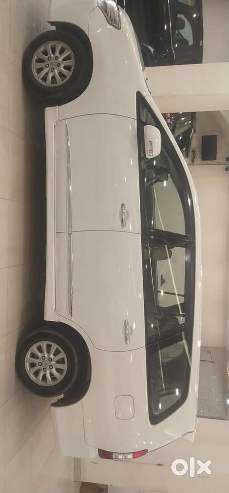 Toyota Innova 2.5 Zx Diesel 7 Seater Bsiii, 2014, Diesel
