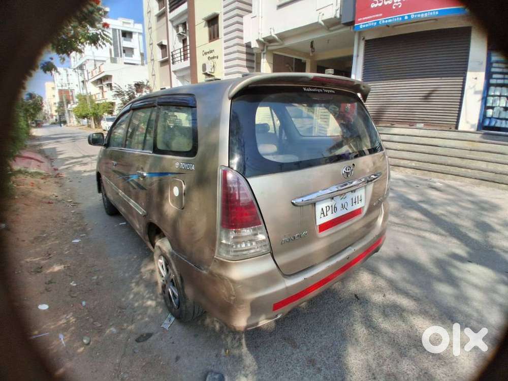 Toyota Innova 2.0 Gx 8 Seater, 2005, Diesel