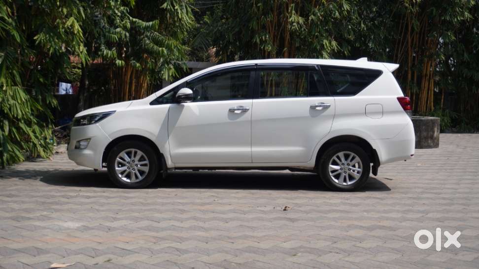 Toyota Innova Crysta [2020-ongoing] 2.4 Gx 7 Str, 2020, Diesel