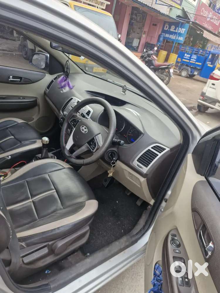 Hyundai I20 2010 Petrol 130000 Km Driven