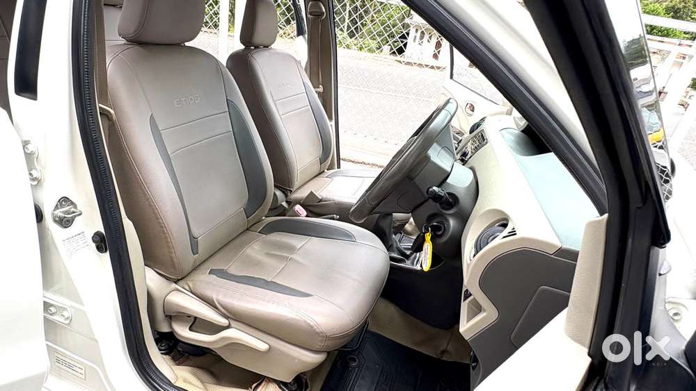 Toyota Etios Liva, 2015