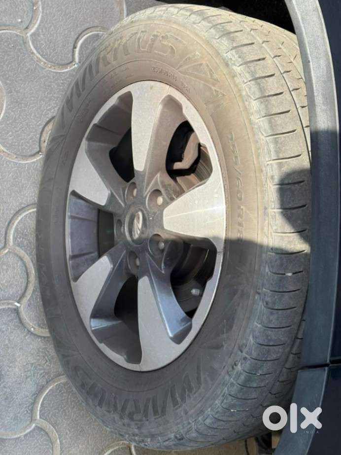 Mahindra Alturas G4 4x4 At, 2022, Diesel