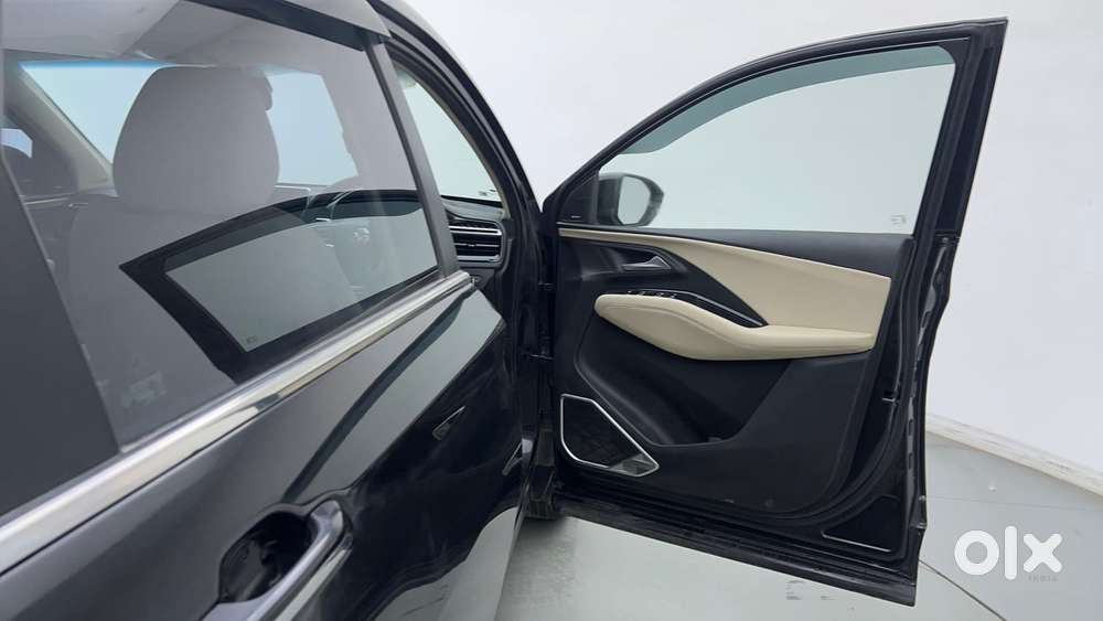 Mg Hector Sharp Pro 1.5 Turbo Mt, 2023, Petrol