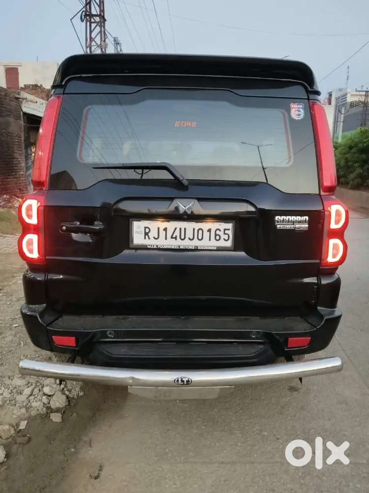 Mahindra Scorpio Classic 2023