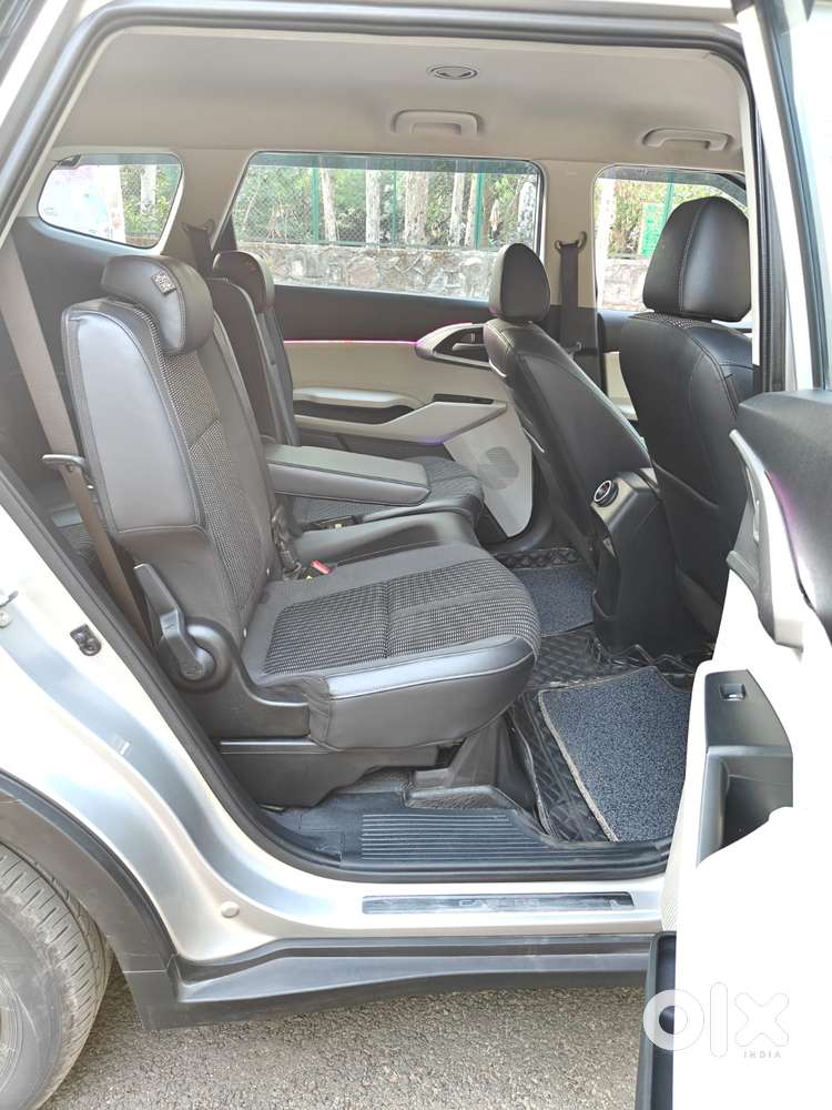 Kia Carnival Prestige, 2023, Cng & Hybrids