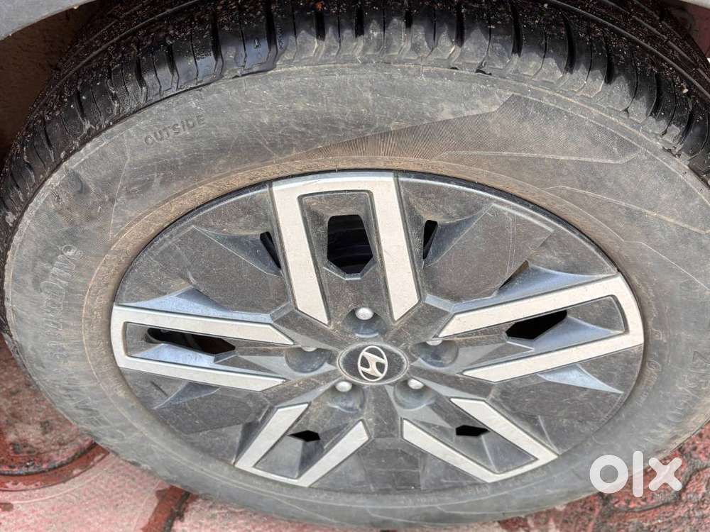 Hyundai Venue S Optional Turbo Dct – 2024  Only 3,570 Km  1st Owner