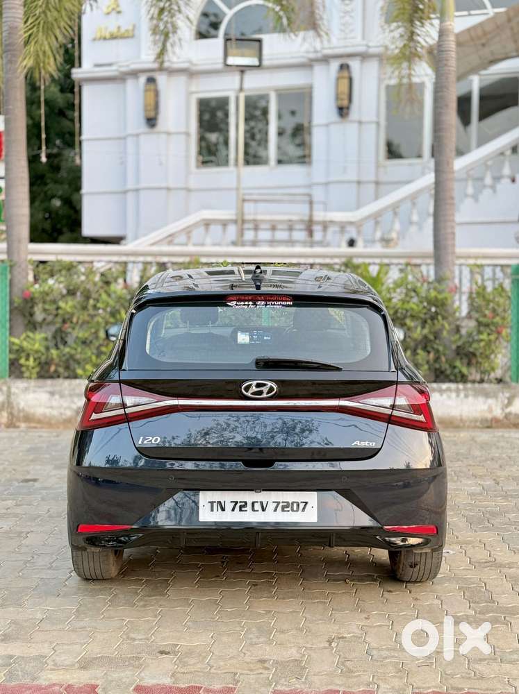Hyundai I20 Asta (o) 1.2 Ivt, 2022, Petrol