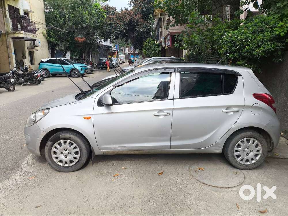 Hyundai I20 Dec 2011 Petrol - Excellent Condition