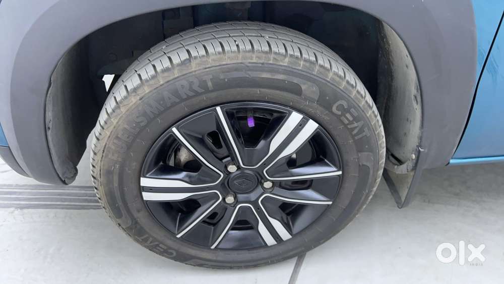 Renault Kwid 1.0 Climber (o) Dual Tone, 2024, Petrol