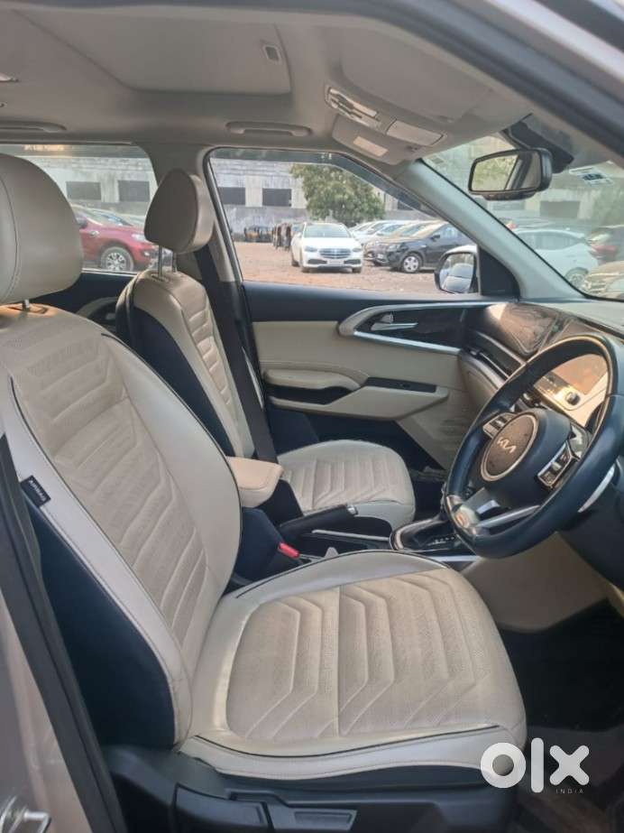 Kia Carens 1.5 Luxury Plus Diesel 6 Str, 2022, Diesel
