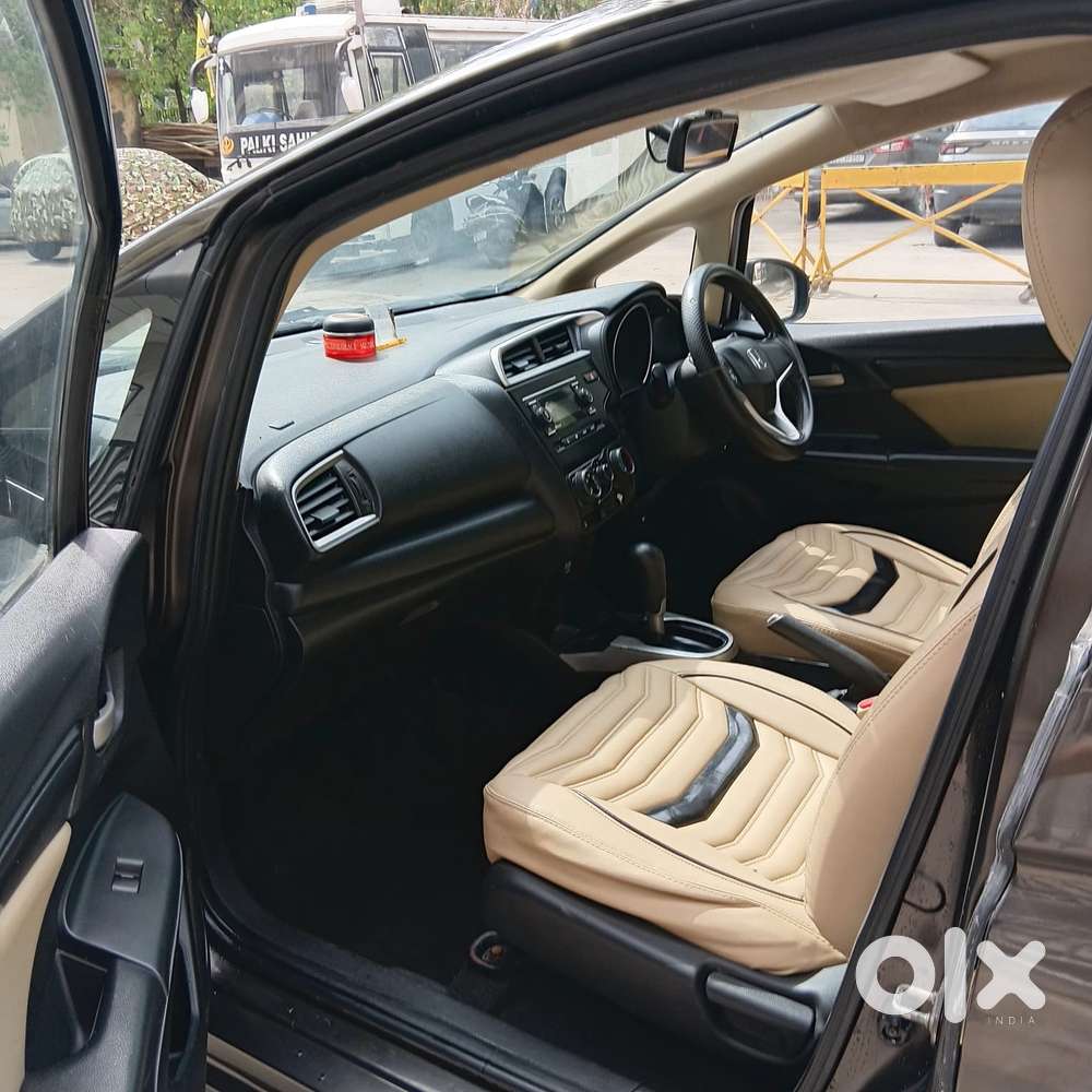 Honda Jazz V Automatic, 2016, Cng & Hybrids