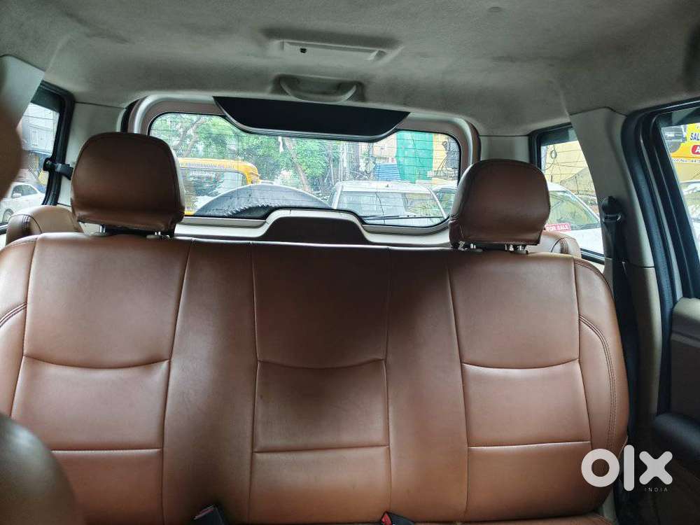 Mahindra Tuv 300 Mhawk100 T8, 2017, Diesel