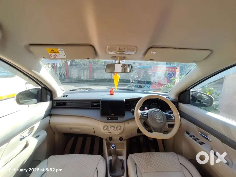 Toyota Rumion Petrol 2025 Manual