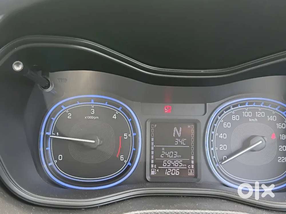 Aloy Weels, Reverse Camera, Sony Info System,, Dr Used, Very Cleen
