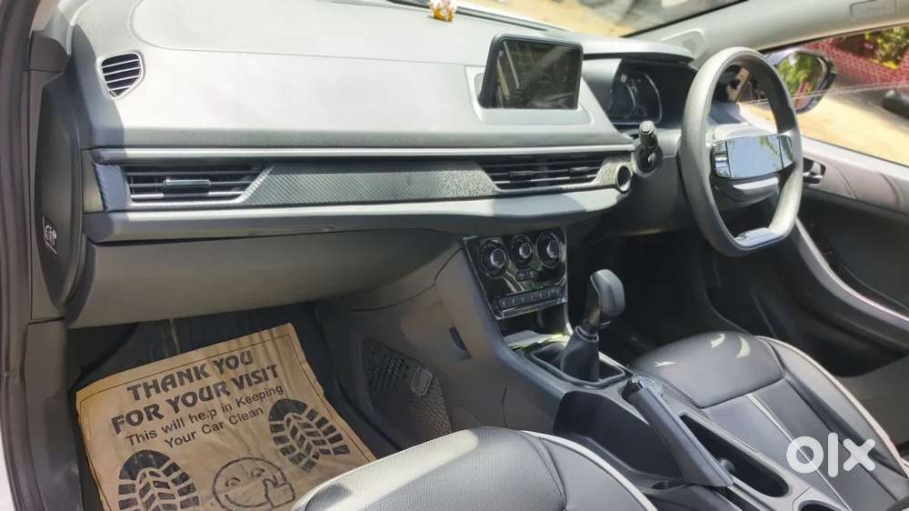 Tata Nexon Smart Plus S 1.2 Revotron Petrol 5 Mt, 2025, Petrol