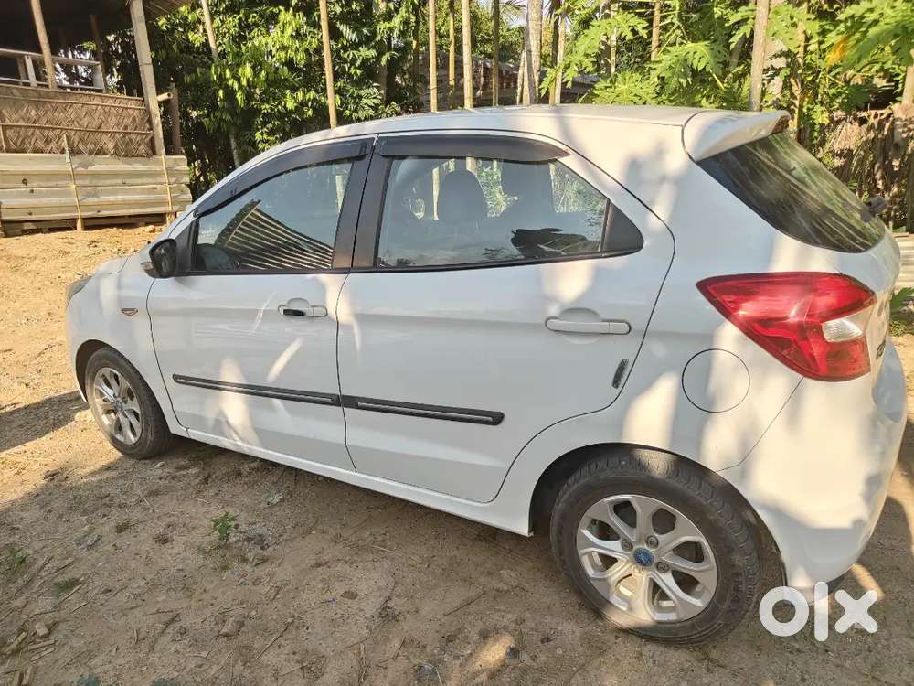 Ford Figo 1.2 Petrol 2016