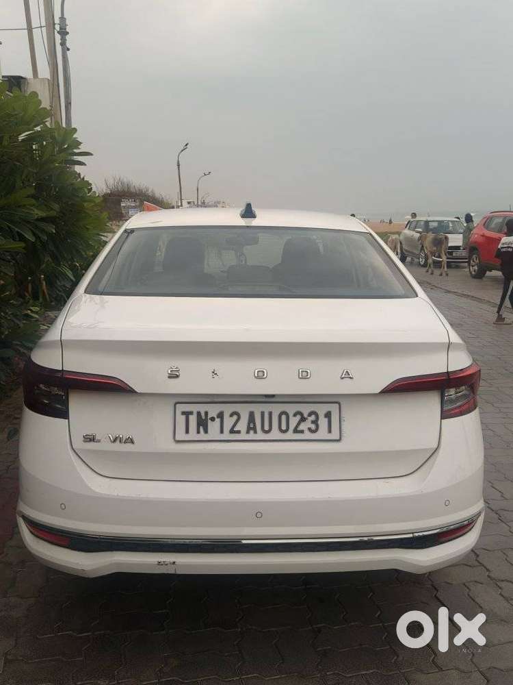 Skoda Slavia Style 1.0l Tsi Mt, 2022, Petrol