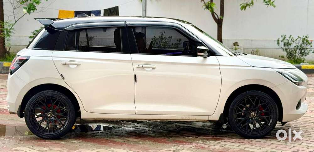 Maruti Suzuki Swift Zxi Plus Dual Tone, 2024, Petrol