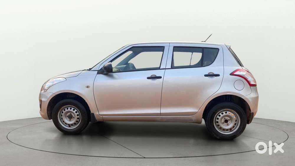 Maruti Suzuki Swift Lxi, 2015, Petrol