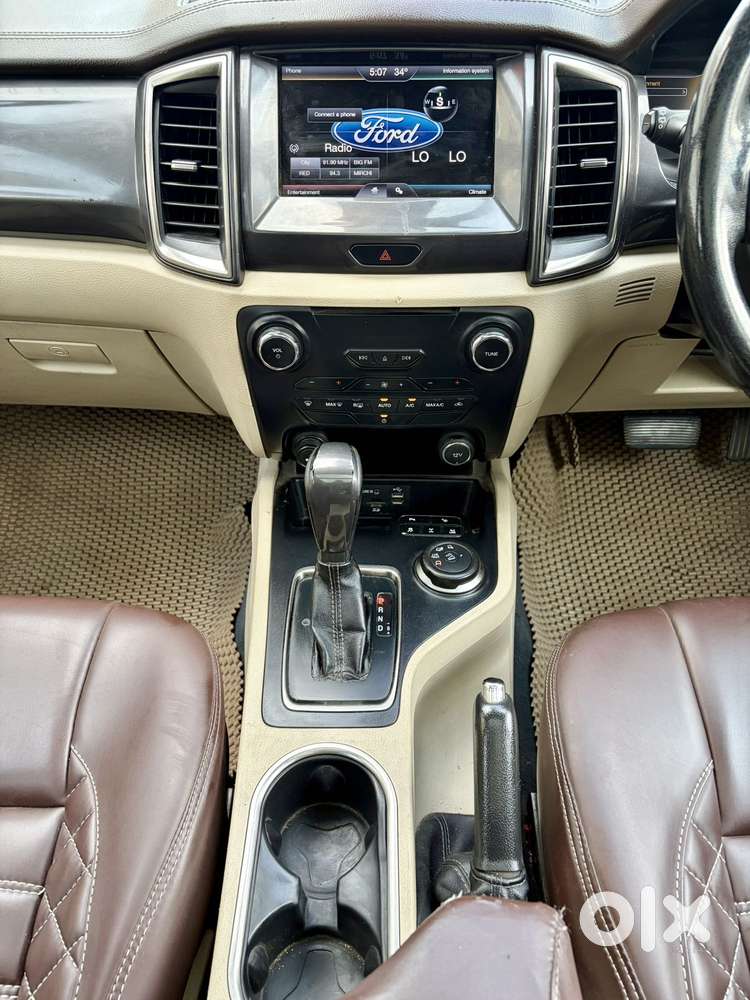 Ford Endeavour 3.2 Titanium At 4x4, 2016, Diesel