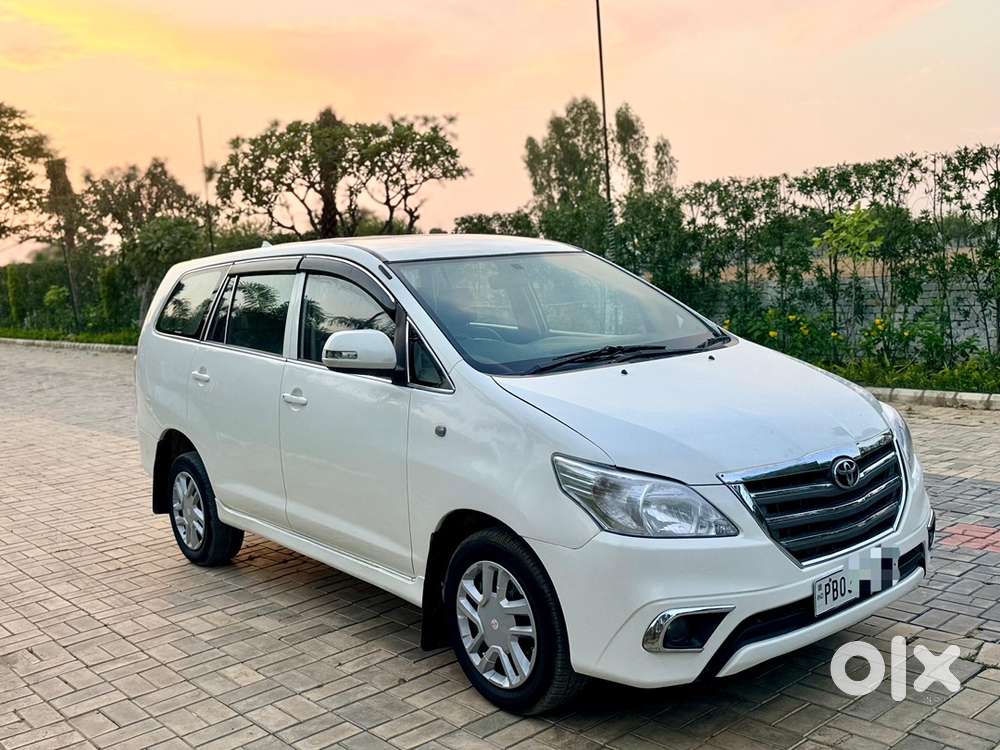 Toyota Innova Diesel 2014/2015 Year