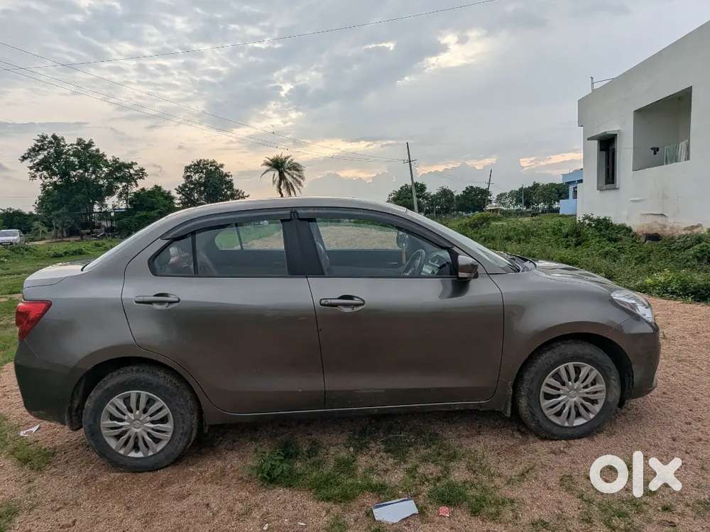 Maruti Suzuki Dzire Vxi 2023