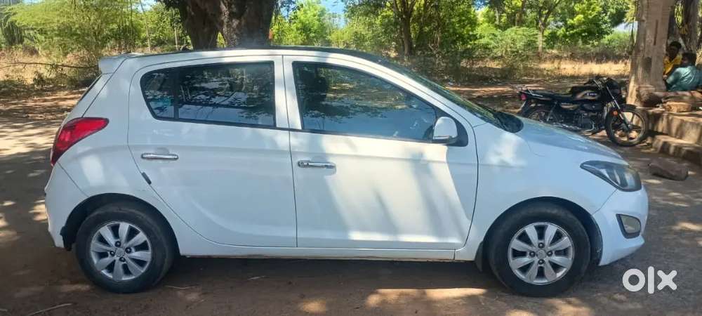 Hyundai I20 1.4 Asta 2012 Model