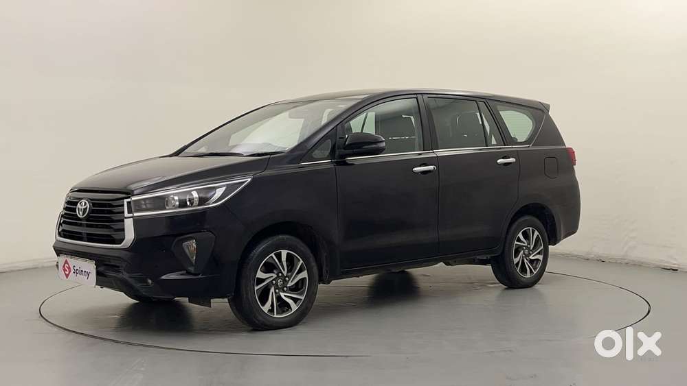 Toyota Innova Crysta [2020-ongoing] 2.4 Vx 8 Str, 2022, Diesel