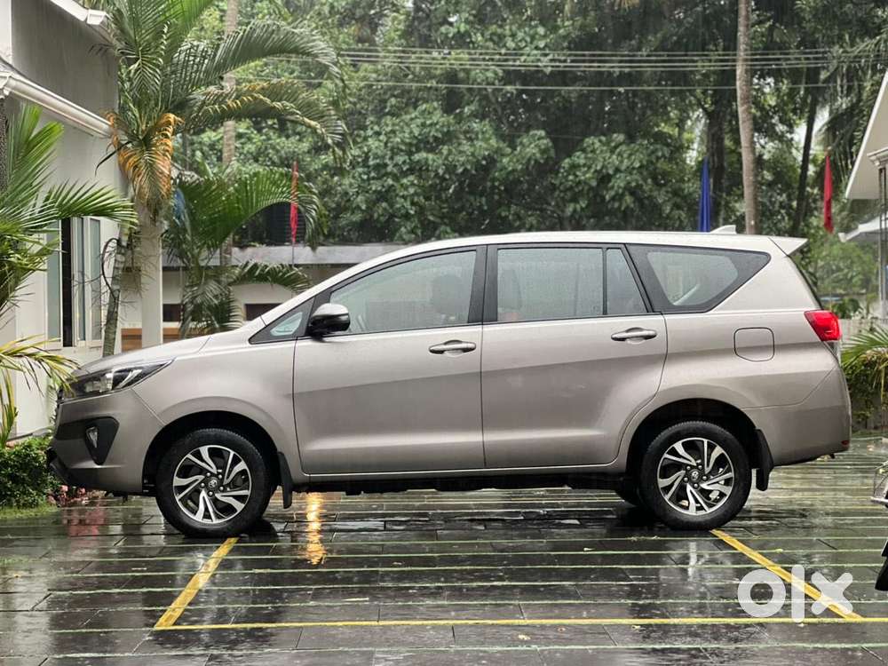Toyota Innova Crysta [2020-ongoing] 2.7 Gx At 8 Str, 2021, Diesel