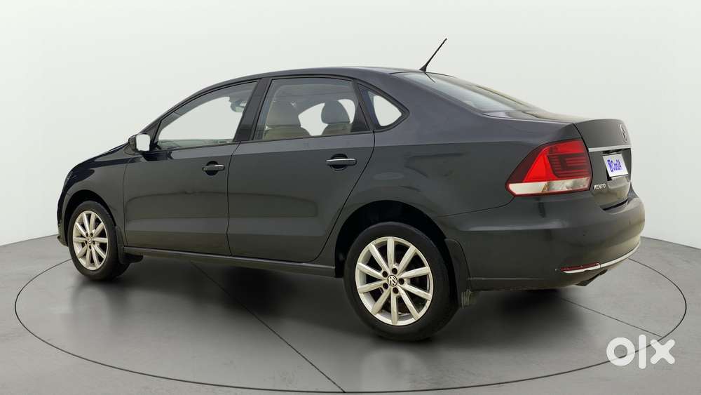 Volkswagen Vento 1.2 Highline Plus At 16 Alloy, 2017, Petrol