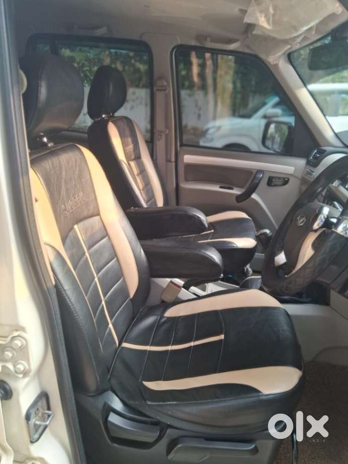 Mahindra Scorpio S10, 2015, Diesel