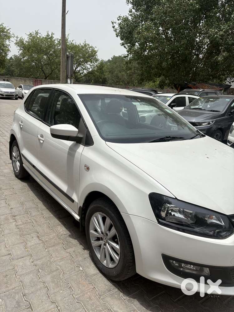 Volkswagen Polo Petrol Highline 1.2l, 2012, Petrol
