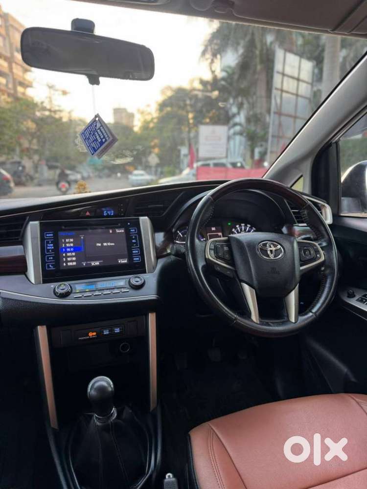 Toyota Innova Crysta 2.4 V, 2017, Diesel