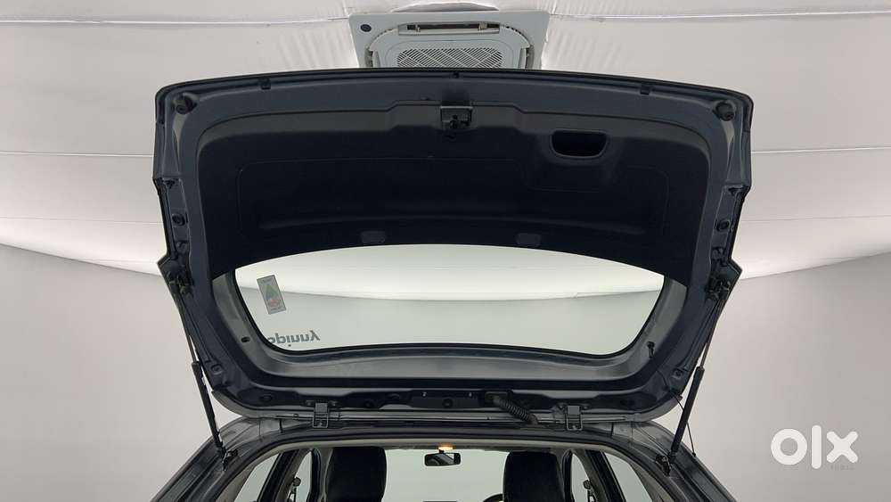 Tata Altroz 1.2 Xm Plus, 2022, Petrol