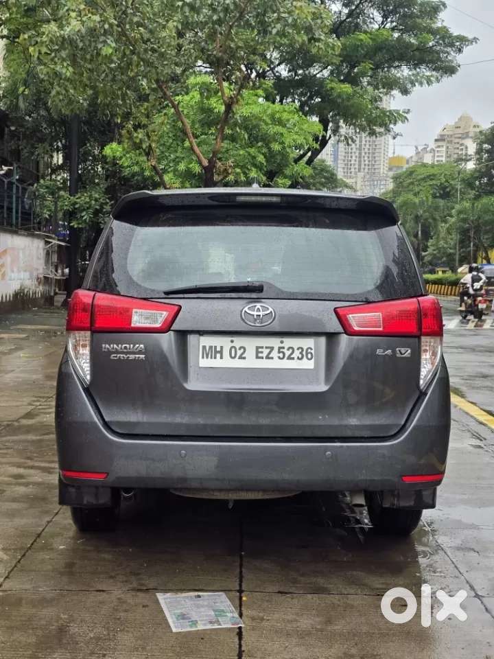 Toyota Innova Crysta 2.4 V 7 Str, 2018, Diesel