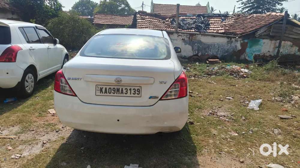 Nissan Sunny 2012 Diesel 140000 Km Driven