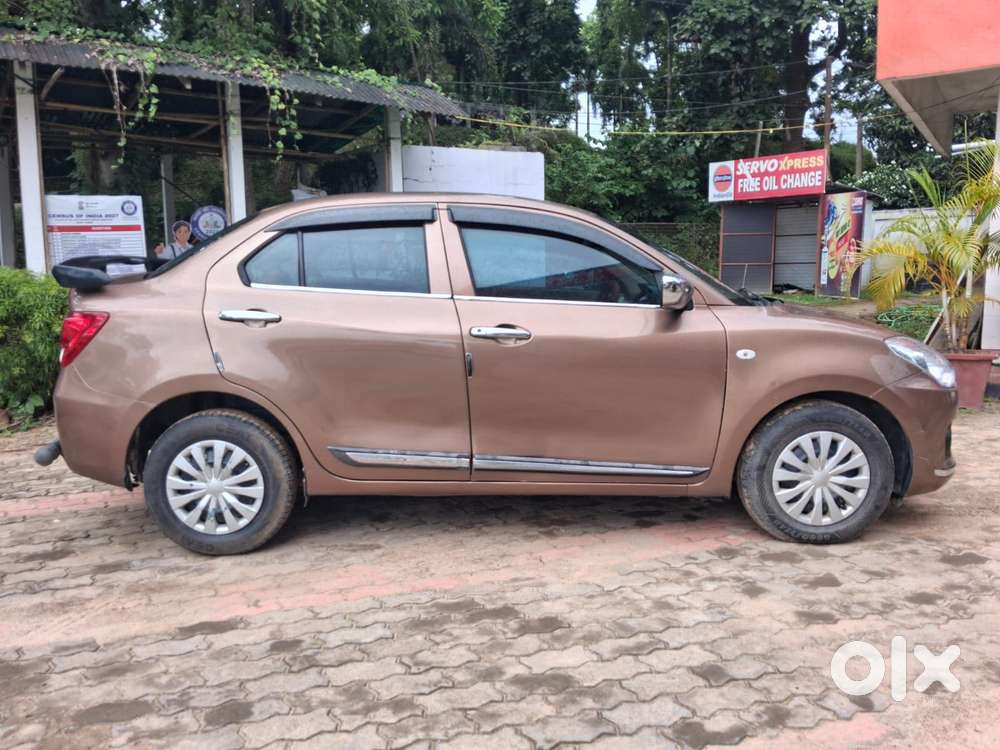 Maruti Suzuki Swift Dzire 1.2 Lxi, 2018, Petrol