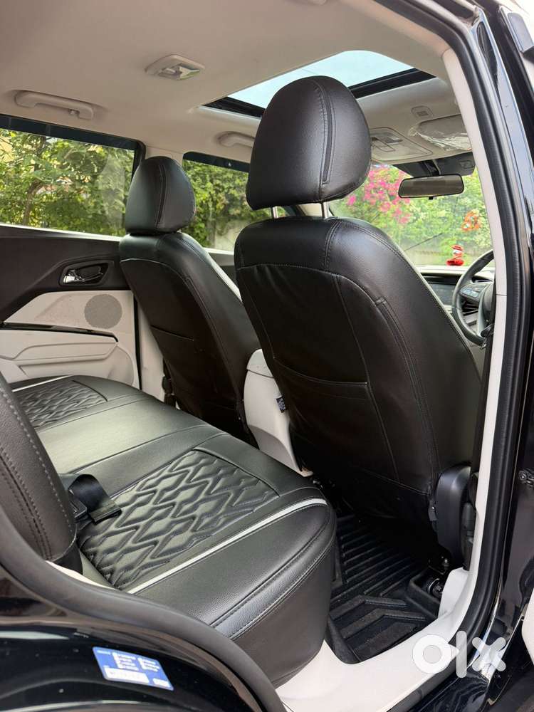 Mahindra Xuv300 W8 Option, 2024, Petrol