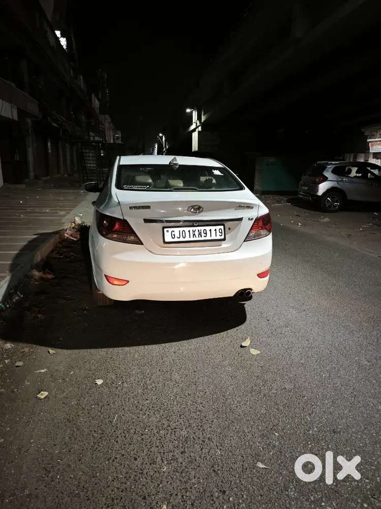 Hyundai Verna Sx O 2011