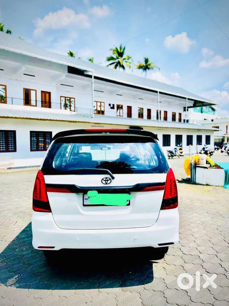 Toyota Innova 2015 Diesel Well Maintained