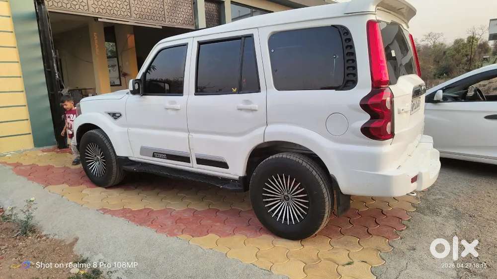 Mahindra Scorpio Classic 2014 Diesel 75000 Km Driven