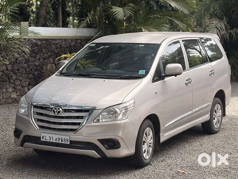 Toyota Innova 2.5 Gx 7 Str Bs-iii, 2016, Diesel